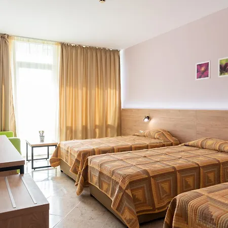 Ivana Palace - Free Parking Szálloda Napospart