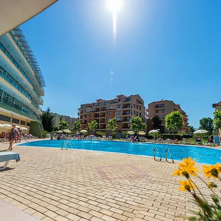 Ivana Palace - Free Parking Szálloda Napospart