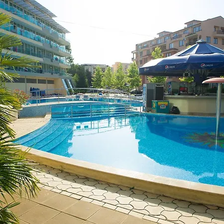 Ivana Palace - Free Parking 4* Napospart