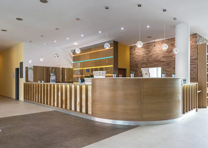 Ivana Palace - Free Parking 4* サニービーチ