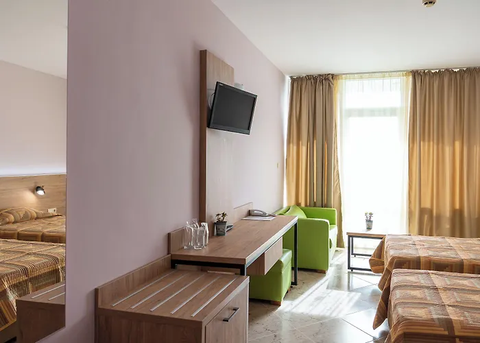 ホテル Ivana Palace - Free Parking 4*