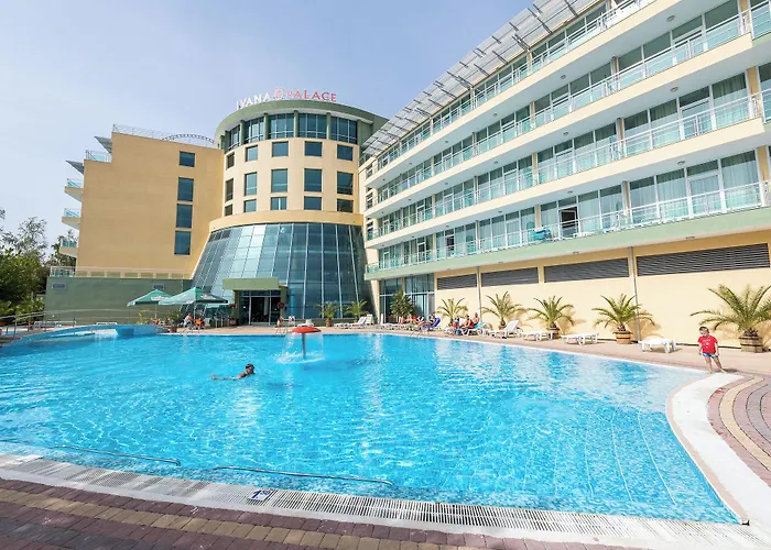 Ivana Palace - Free Parking 4*