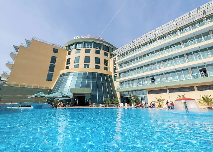 Ivana Palace - Free Parking ホテル 4*