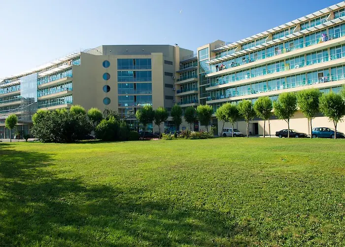 Ivana Palace - Free Parking ホテル 4*