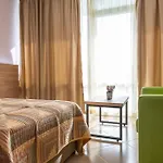 Ivana Palace - Free Parking Hotel