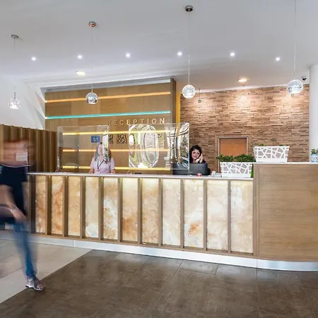 Ivana Palace - Free Parking ساني بيتش