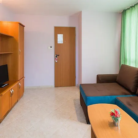 Ivana Palace 4*