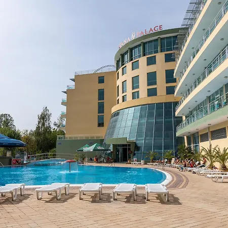 Ivana Palace - Free Parking