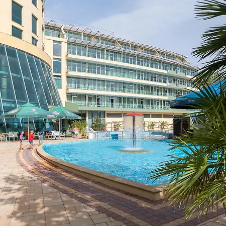 Ivana Palace - Free Parking Hotel 4*