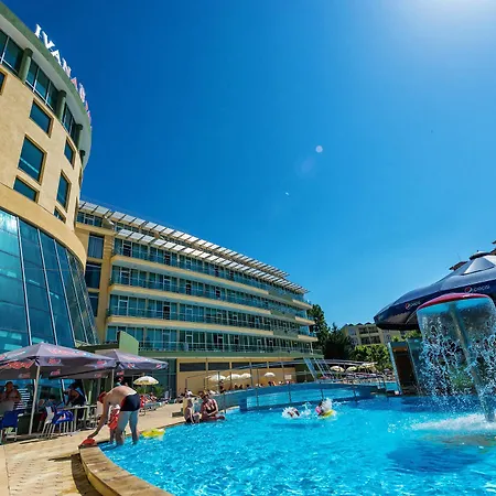 Ivana Palace Hotel