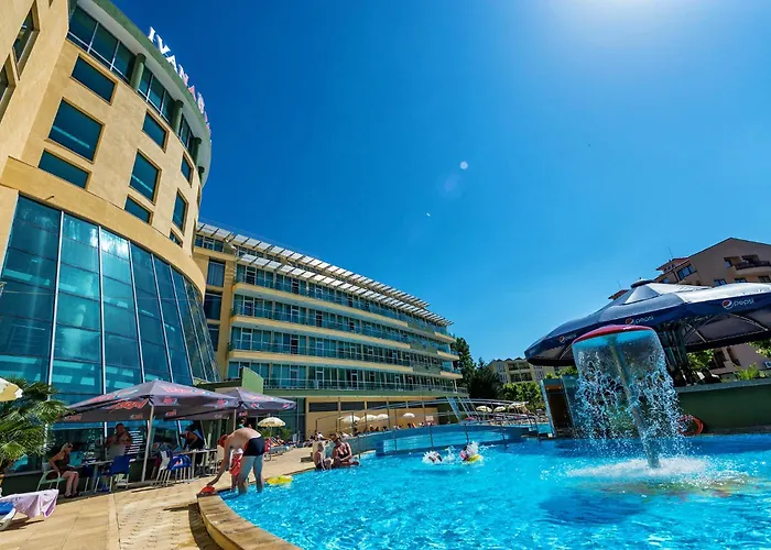 Ivana Palace - Free Parking 酒店