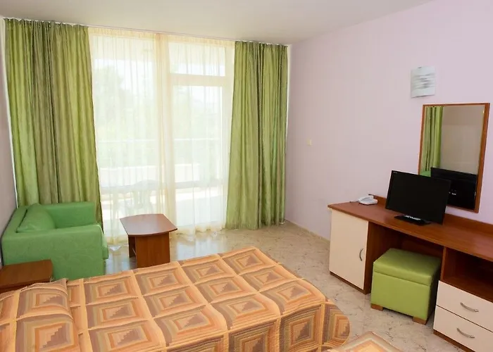 Ivana Palace - Free Parking 酒店