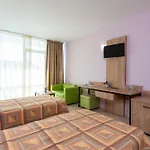 Ivana Palace - Free Parking 4*