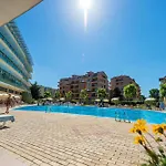 Ivana Palace - Free Parking Ξενοδοχείο Σάνι Μπιτς