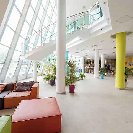 Ivana Palace - Free Parking 4*