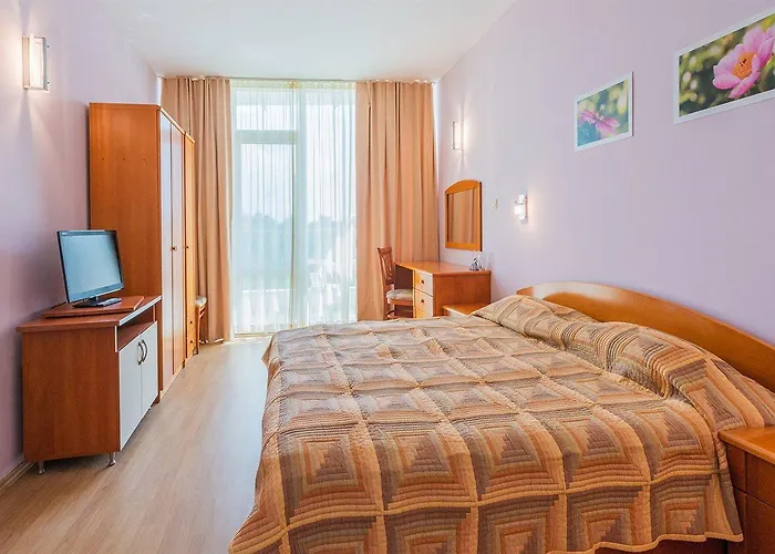 Ivana Palace - Free Parking Sluneční pobřeží